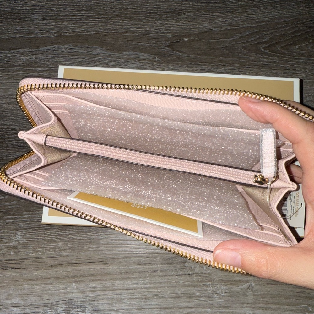 Michael Kors Blush Pink Zip Wallet - Picture 4 of 4